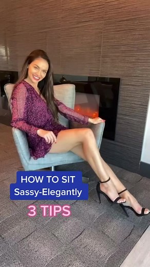 2.3K views · 81 reactions | Seated pose tutorial for everyone ****Follow for modeling tips, poses and tutorials Instagram @the_spraytan_guru VIDEO NOT MY OWN – ALL CREDIT TO THE CREATOR AND MODELS #models #modelposes #modeltutorial #posetutorial #the_spraytan_guru #thespraytanguru #influencers #contentcreators #teenagers #teenagerlife #posetips | The Spraytan Guru | Facebook