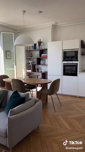 Perfect Paris Airbnb Tour with Stunning Eiffel Tower View