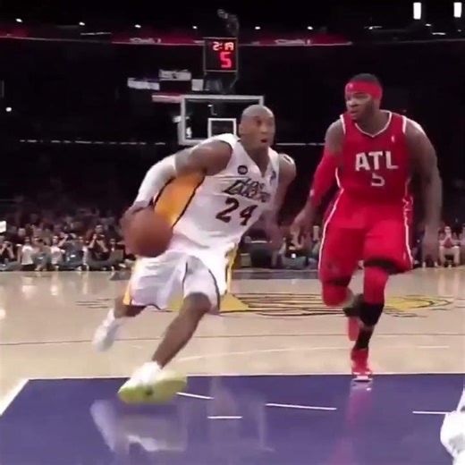 Kobe Bryant Dunks on Josh Smith #lakers #lakersnation #kobejay