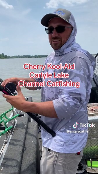 No way !! What ?? Cherry Kool-Aid #angrycatfishing #monster #carlyle #pam #lake #bait #koolaid