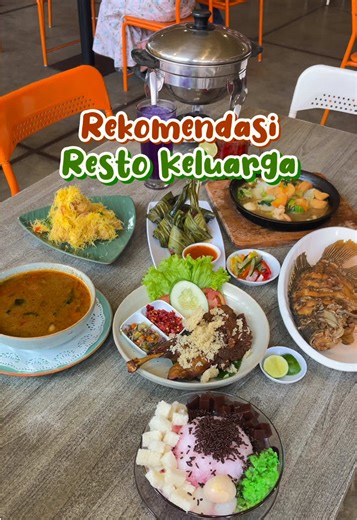 Resto keluarga enak di tengah kota Semarang‼️ Menu-menunya banyak beragam, masakan nusantara yang udah pasti cocok untuk semua kalangan😊 #kulinersemarang #semarangfood #placetogosemarang #restosemarang #rekomendasikuliner @kayarasa dapur nusantara
