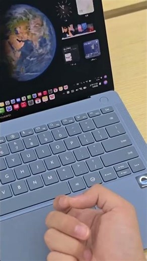 HarmonyOS on a PC?! It's SO Smooth! First Look!