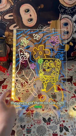 Holiday Décor to Add a Warm Touch Whether it’s Christmas greetings or birthday party decorations, the Snofrid LED Message Board adds a unique atmosphere to your celebrations. Customizable text and designs make every special moment even more memorable. The dry-erase feature ensures easy cleaning and reuse, making it an eco-friendly choice for holiday decorations. | Survival GO-B1