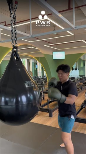 PWR Experience on Instagram: "[PWR SIGNATURE] PWR Signature is a dynamic 45-minute workout that combines reformer, boxing, and strength and conditioning/HIIT training to deliver a powerful, full-body fitness experience. The workout is structured into 4 x 7-minute rounds, each targeting different aspects of fitness: - PWR Reformer enhances core strength, flexibility, muscular endurance, and balance. - Boxing improves power, cardio fitness, and coordination. - Strength and Conditioning/HIIT builds