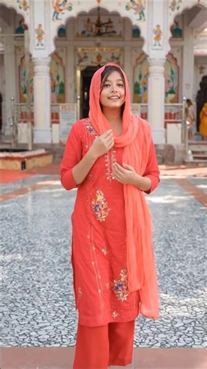 o Radha Teri chunri sitaron jadi#radha#radharani #radhastatus