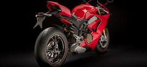 Wiring Tips for Custom Motorcycle Tail Light Installation | DoItYourself.com