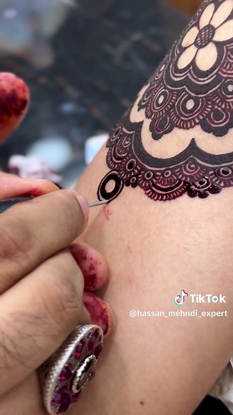 Signature bridal part 1 / ✨🫶🏻 2024 #hassanmehndiexpert #mehndi #1