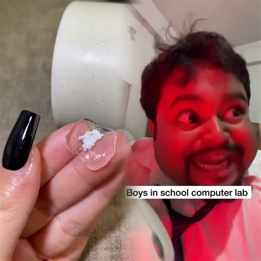 Girls vs Boys ( In Computer Lab 😂🔥 ) #computerlab #schoolclasses #schoolfunnyvideos #schoollife