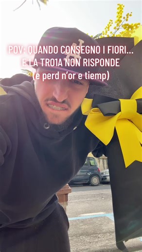 Delivering Flowers in Naples: A Hilarious Experience