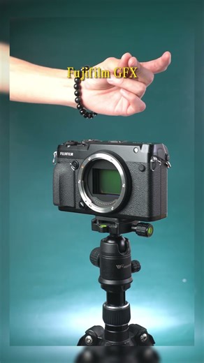 The shutter sound of different cameras 📸 Via / ‪@TTARTISAN‬