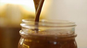 Do you ever brew too much yerba mate? Don't want to waste it or know how to use it? Or maybe you want to get creative with how to use mate besides drinking it on its own? Mate tastes great when blended with fruits, veggies, and other nourishing ingredients. This nutrient packed smoothie by The Vida Well will fuel you anytime of the day and is the perfect post-workout replenishment blend that will make you #ComeToLife. Get the full ingredients list and directions here: http://bit.ly/yerbamatesmoo