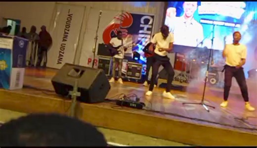 Live and Level Utakataka Express 4x4 Tongai Obert Moyo | Tongai Moyo Jnr