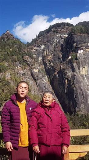 Experience Blessings at Taktsang, Paro with Drinchen Ama