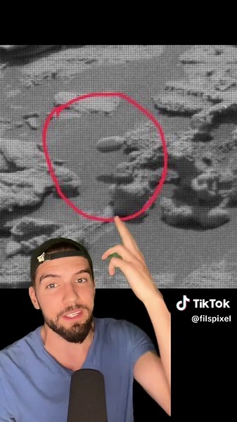 Unveiling UAPs: Real Mars Photo Insights