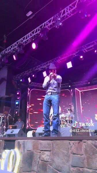 christian valenzuela on TikTok