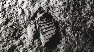 Warum die Mondladung angeblich nur eine große Täuschung war