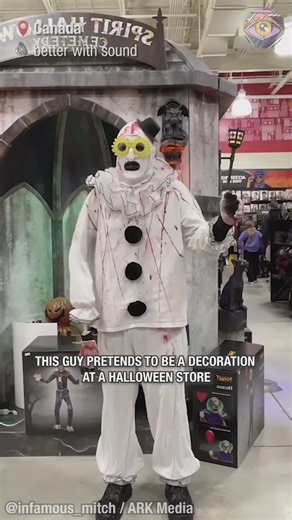 The scream back is the best part 🤣 #halloweenevent | 7-Second Riddles