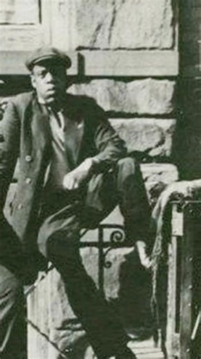 Jay-Z 1939 Harlem New York Rapping Time Traveler Empire State of Mind