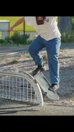 Jamie Foy from New Balance Numeric SOUTHERLY