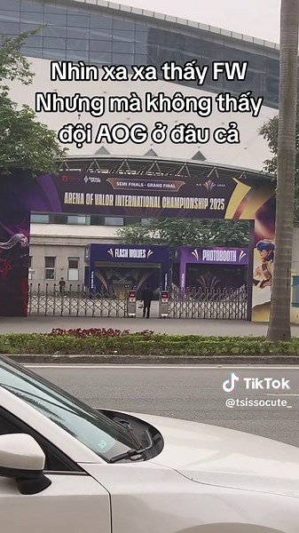 Đáng ra chỗ thấy phải là của FPT Flash chứ 🥺 #lienquanmobile #aic2025 #fptflash #flashwolves #xuhuong