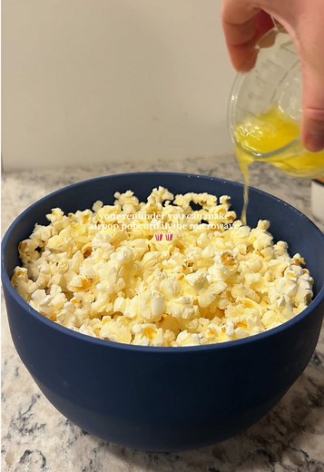Make Air-Popped Microwave Popcorn in Minutes