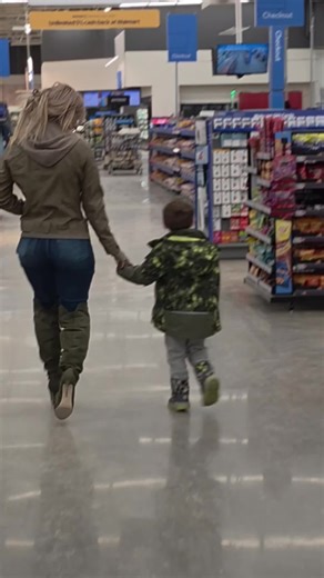 월마트의 작은 남자와의 재미