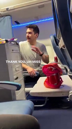 2.5M views · 4.1K reactions | First class service  #travel #viral #fly #fypシ゚ #reels #fbreels | Summer Lovin Show | Facebook