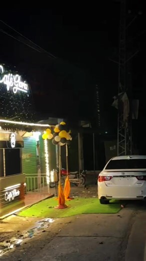 Well come to cafe gloria @ZEESHAN ♠️ #cafegloria #deartiktokteamdontunderviewmyvideos #unfrezzmyaccount #foryou