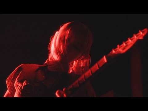 a子 - racy Live (From Odyssey)