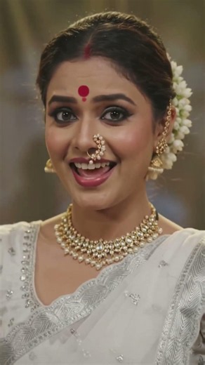Beautiful Maharashtrian Lavani Dance 💃 | Traditional Marathi Lavani Performance #Shorts