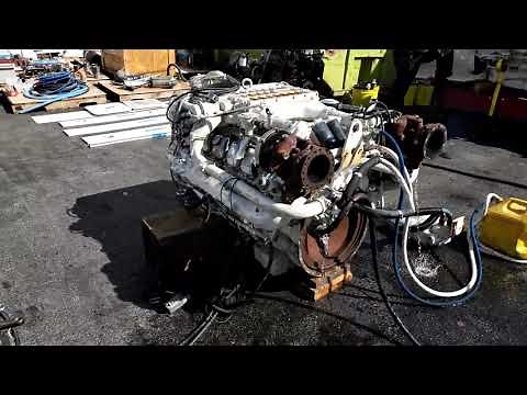 MAN D2848 LE403 Marine Diesel Engine V8 800HP