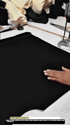 Fabric Cutting Worktool with Vertical Knife Machine for Pattern Shapes