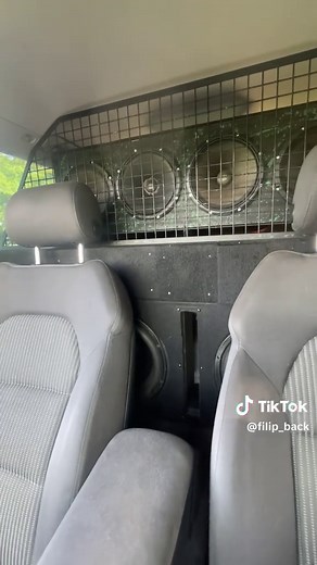 Råkade slinta på volym ratten, men gött med bara deafbonce element nu🥰 #foryourpage #deafbonce #eventrent #viral #audimotorsport #billjud