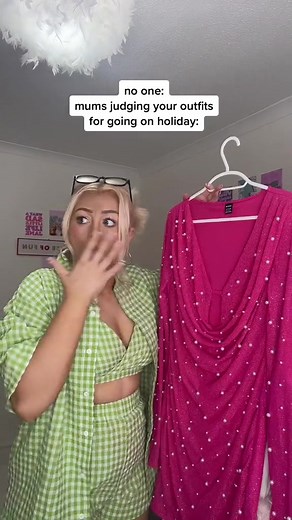 She didn't have to do them like that 🤣 @Beth Alexandra #SHEINforAll #SHEINhaul #SHEINstyle #ootd #haul #fashion #fyp