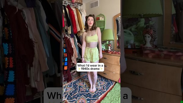recreating iconic 1940s fashion moments!