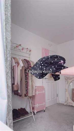 Chic Coquette Haul: Discover the Aesthetic