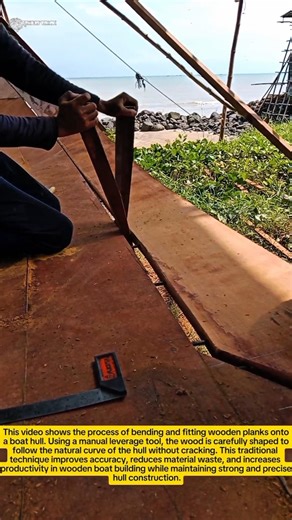 Traditional Boat Hull Planking | Satisfying Wood Bending Process