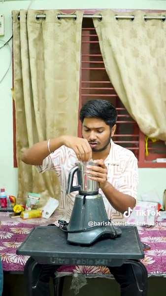 No.1 Somberi ah🥺🤣 wait for the end✅#harishhatricks #comedy #husbandandwife