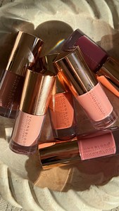 472 reactions · 27 shares | Pick your shade   Bitten Berry (Rich Berry) ☕ Macchiato (Warm Nude Brown)  Wild Rose (Rosy Mauve)  Spritz (Deep Coral)  Pink Dahlia (Soft Baby Pink) The EverGlow Lip Oil™ delivers the hydration of a balm, the shine of a gloss, and the comfort of clean ingredients. It’s the kind of glow your lips deserve.  Available in 5 shades on ybskin.com | Youngblood Mineral Cosmetics | Facebook