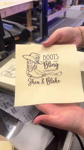 Customized napkins are perfect for personalizing any event! 👏🏼#qualitysignfabricators