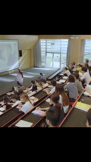 6.3K views · 25 reactions | ❤ Cinderella was wrongly accused of being a mistress, but the president's kiss broke the rumor ❤灰姑娘被冤枉是小三 总裁的吻打破这个谣言 Drama：泡沫之夏 珞Welcome to click and watch #泡沫之夏 #SummerDesire | Lemon Drama | Facebook