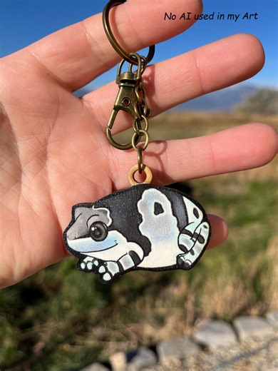 Mission Blue Milk Frog Wood Keychain: Gift for Zookeepers, Teacher, Vet Tech, Veterinarians Cute Non AI Animal Art - Etsy