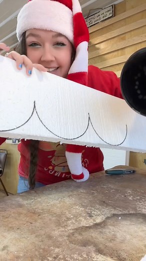 Creating a Gingerbread TREEhouse (part two!) #gingerbreadhouse #treehouse | Holly Auna