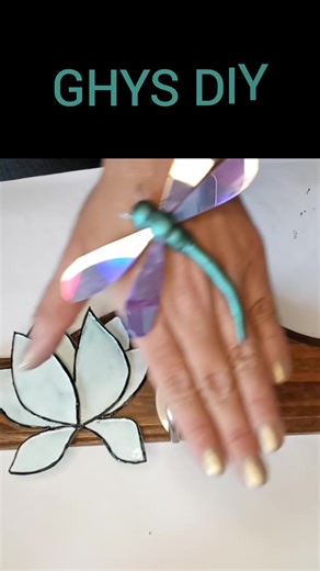 Reciclando DVDs: Crea una Libélula en Minuto