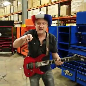 Get a FREE $900 DX Side Locker with the purchase of any new DX 72" Roller and DX Hutch! 🎁 3 DAY SALE - PM US to get your Coupon! Rockintoolboxes.com/series/dx 🤑 👆 Grab 'em Before They're Gone! | Rockin' Tool Boxes