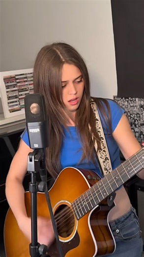 Looping Sally @rolemodel #loop #drums #bass #singer #sally #fypシ | Prestyn Smith