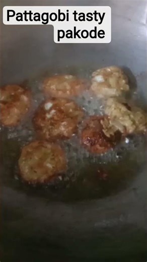 🥬 Patta Gobi Pakoda | Crispy & Tasty Cabbage Pakora 😍Shaam ki chai ke saath perfect!