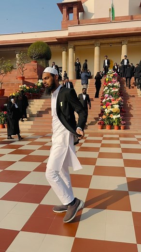 1M views · 10K reactions | hal chalaye tune oye tune fasal ugai tune...