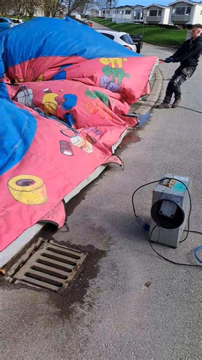 First blow up of 2026 | Bouncy Castle Kingdom