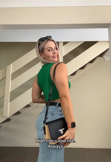 Millennial Fashion: High Rise Jeans vs Low Rise Styles